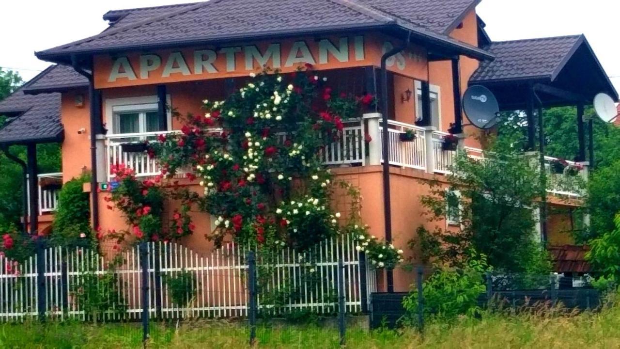 Apartmani Gs ***** Zavidovici Exteriör bild