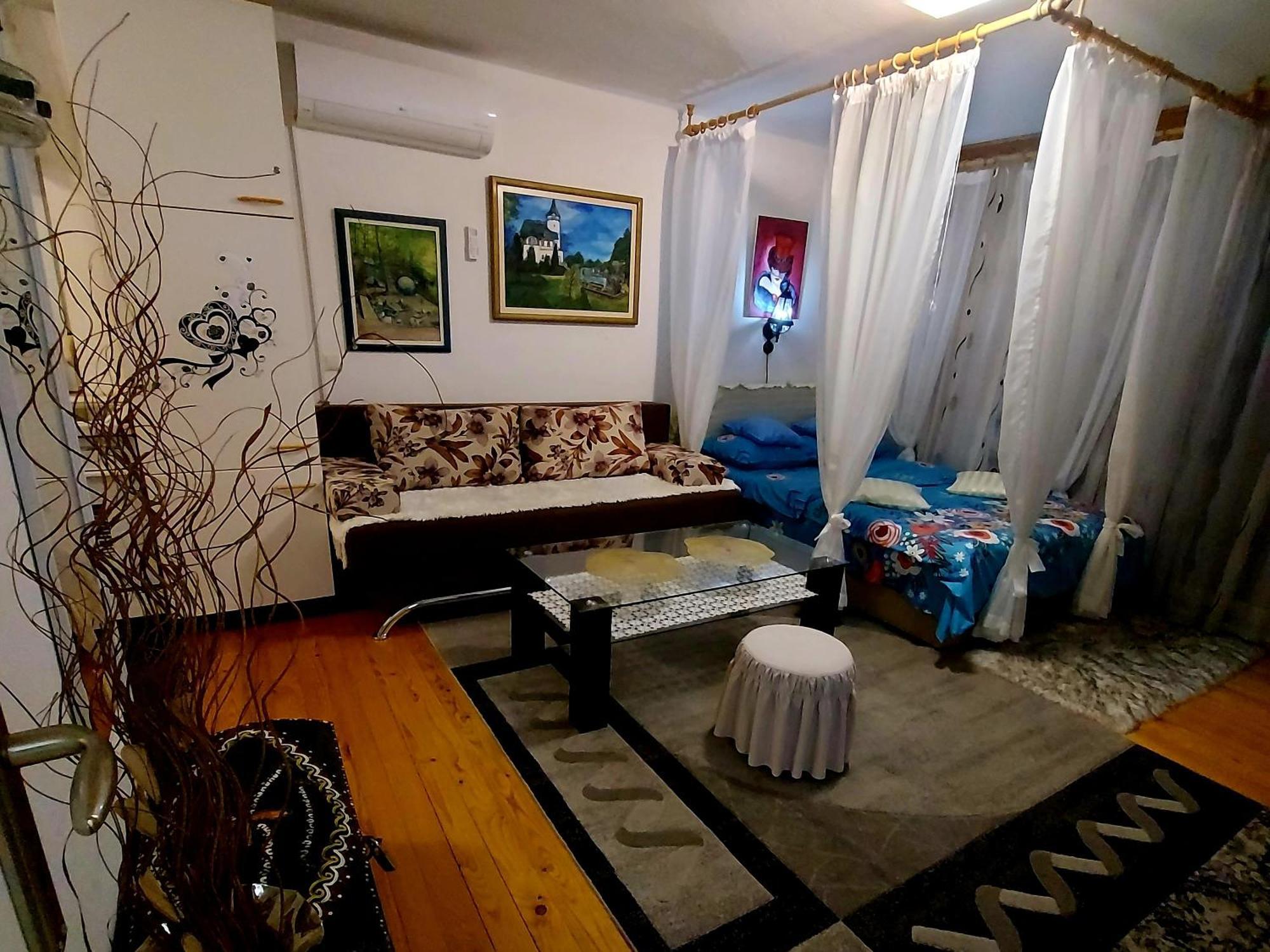 Apartmani Gs ***** Zavidovici Exteriör bild